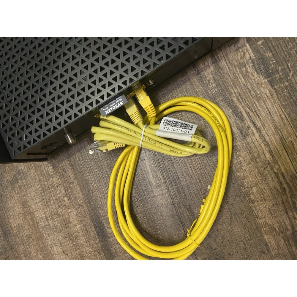 Netgear AC1750 WiFi Cable Modem Router‎ (C6300) - Picture 7 of 9